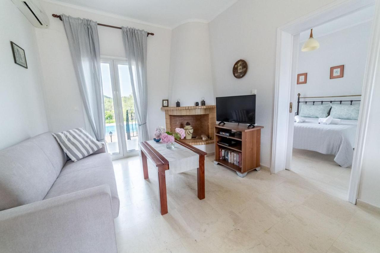 Villa Adonis Halikounas Zewnętrze zdjęcie