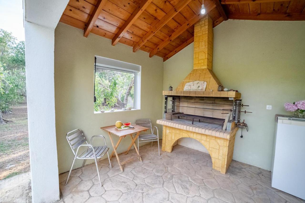 Villa Adonis Halikounas Zewnętrze zdjęcie