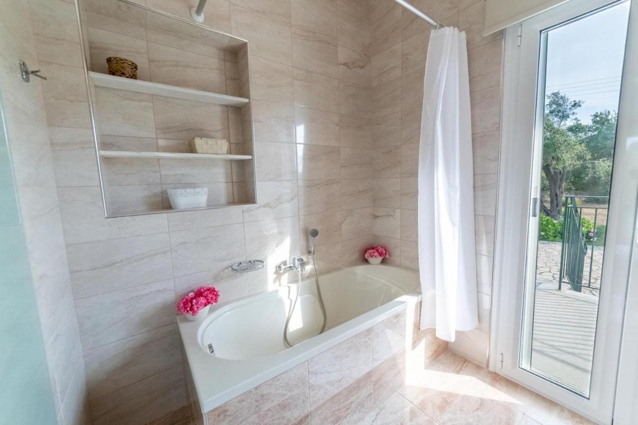 Villa Adonis Halikounas Zewnętrze zdjęcie
