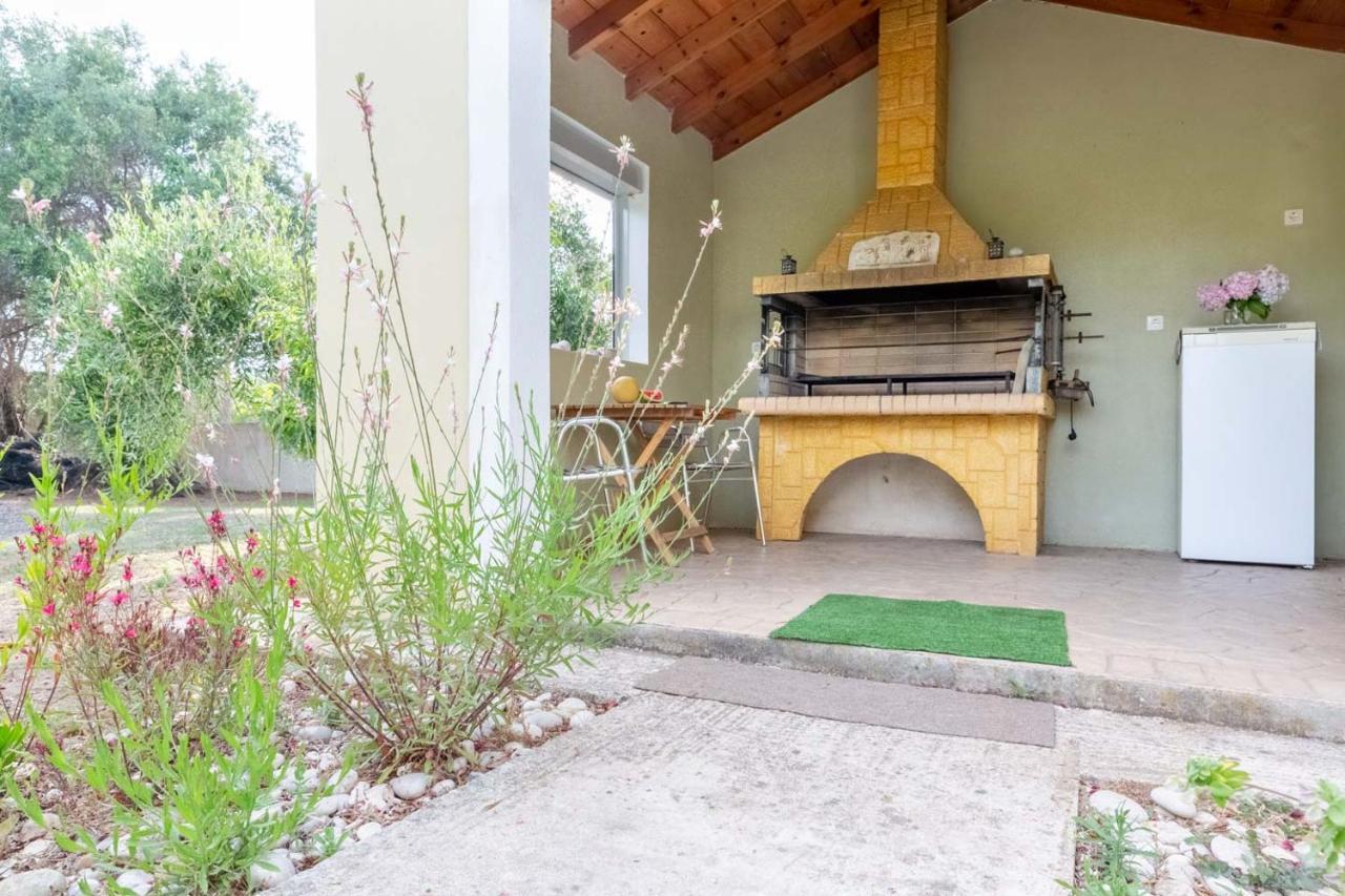 Villa Adonis Halikounas Zewnętrze zdjęcie